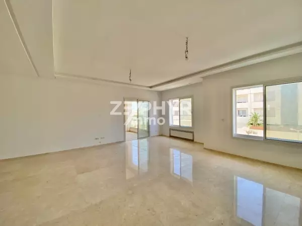 A vendre appartement S3 à Gammarth