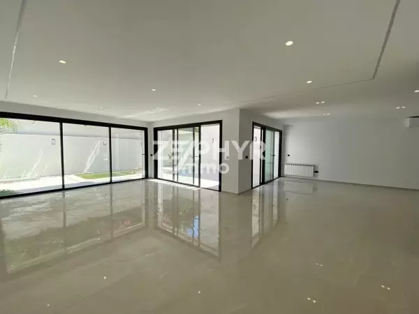 A vendre villa jumelée moderne à Gammarth