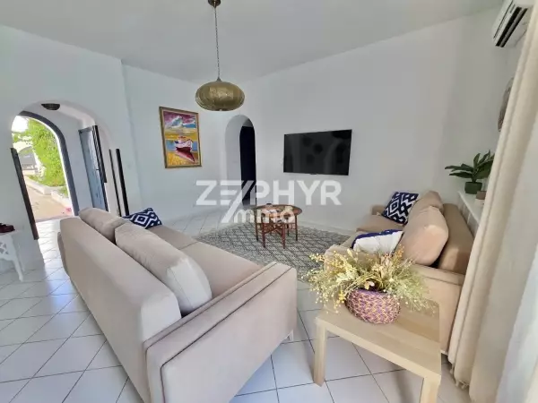 A louer duplex meublé avec jardin à Gammarth